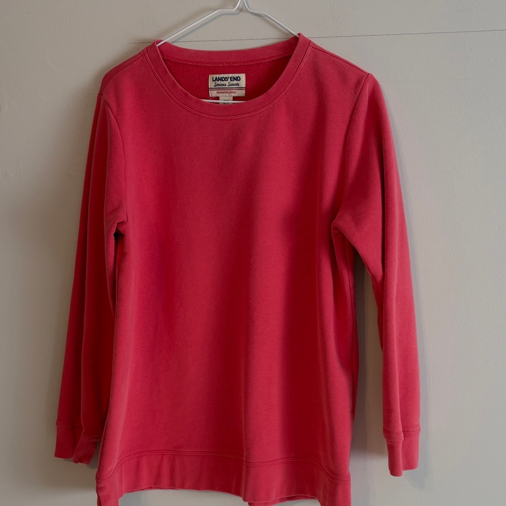 Lands' End: woman’s Red/coral Sweatshirt. Serious Sweats. MP. 10-12